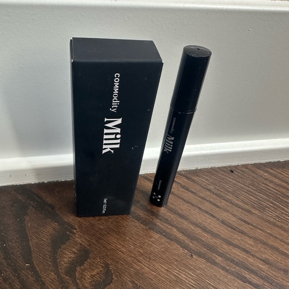 Commodity Milk Expressive Eau de Parfum